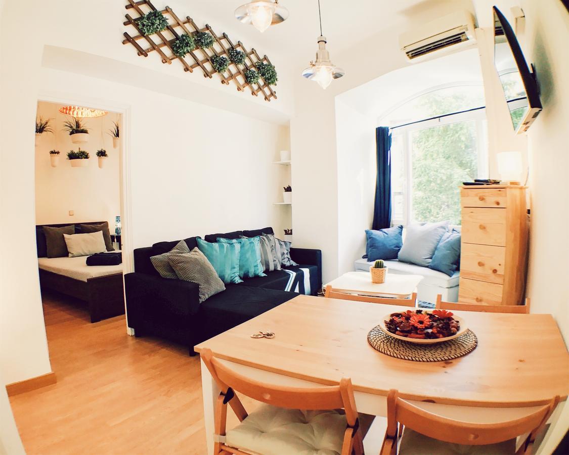 Lollipop Flats City Centre Deluxe Suite Madrid Eksteriør bilde