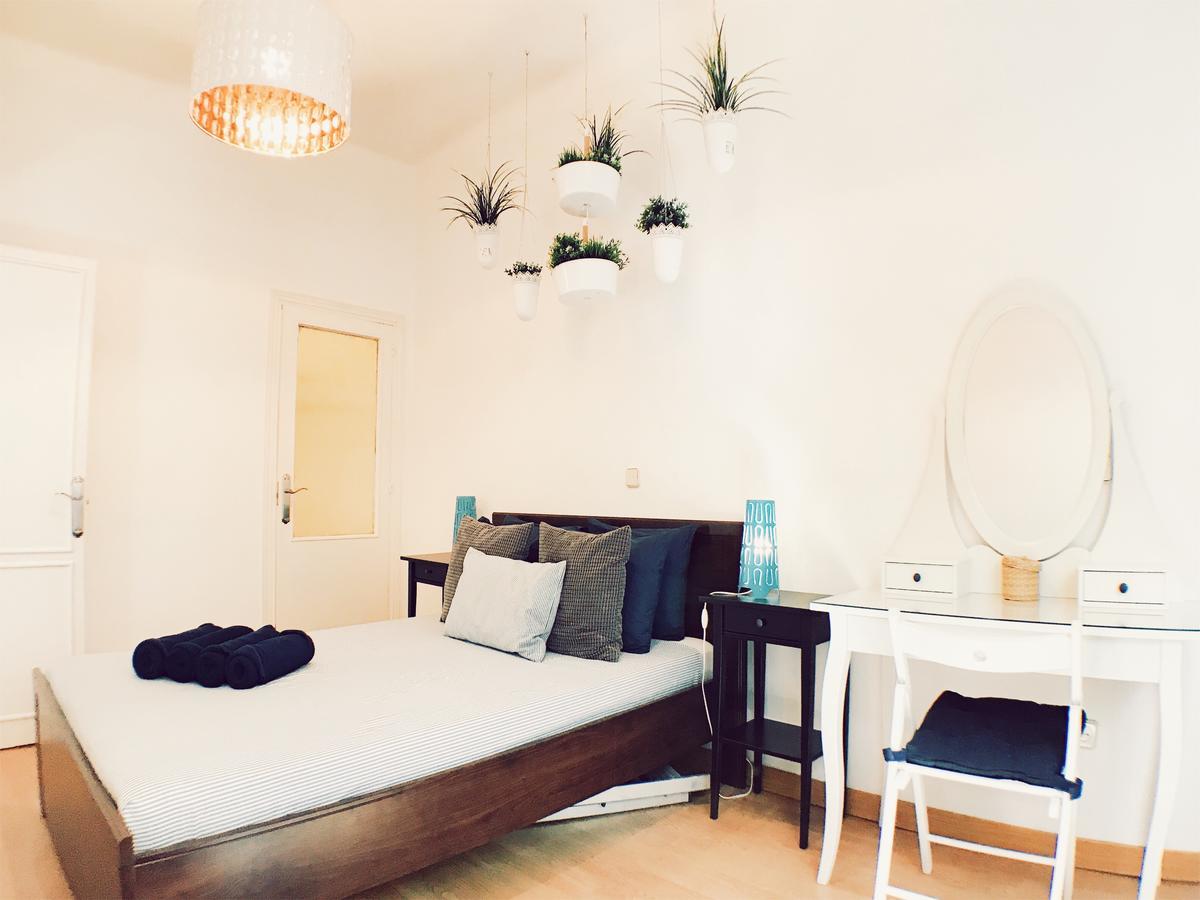 Lollipop Flats City Centre Deluxe Suite Madrid Eksteriør bilde