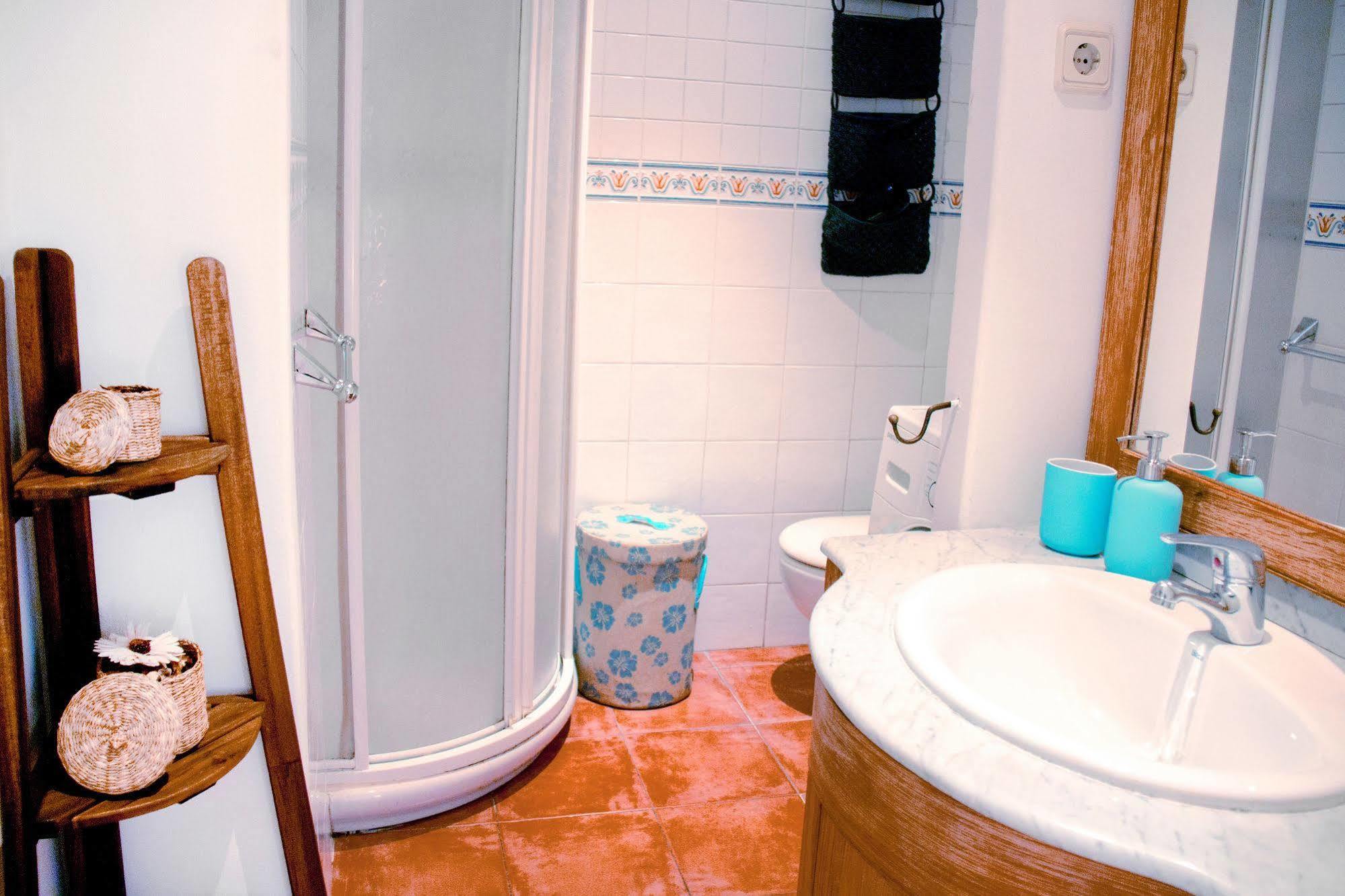 Lollipop Flats City Centre Deluxe Suite Madrid Eksteriør bilde